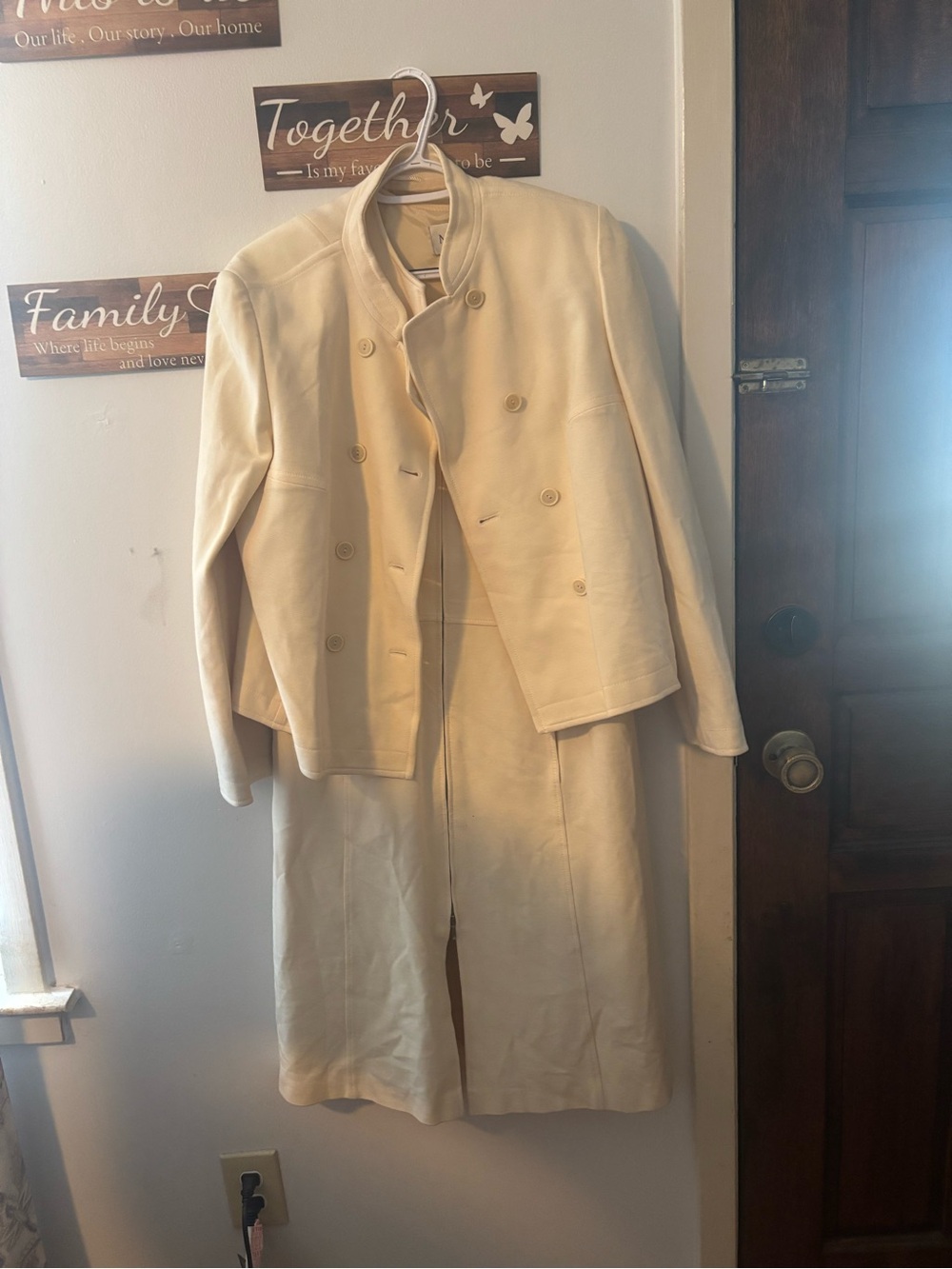 Mondi Cream Double-Breasted Trench Coat Set